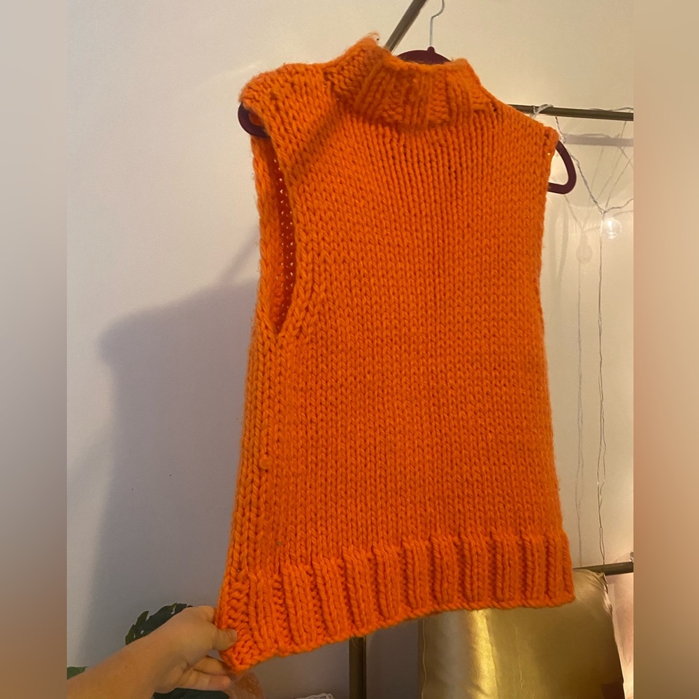 525 America large knit sweater in orange